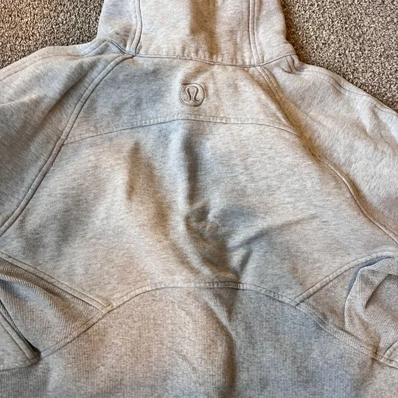 lululemon Scuba Funnel Neck, Oversized Waist-Length Sweatshirt - Picture 2 of 2